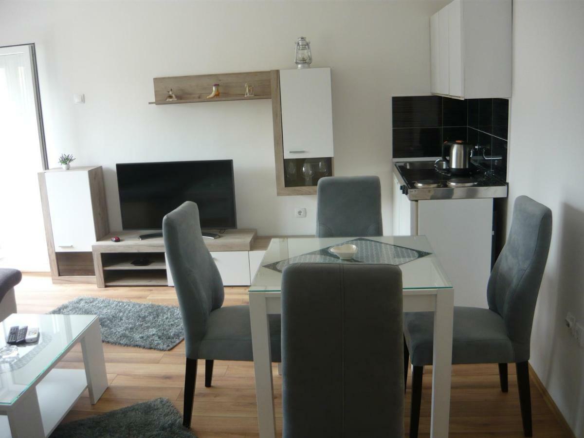 Casablanca Daire Trebin Dış mekan fotoğraf